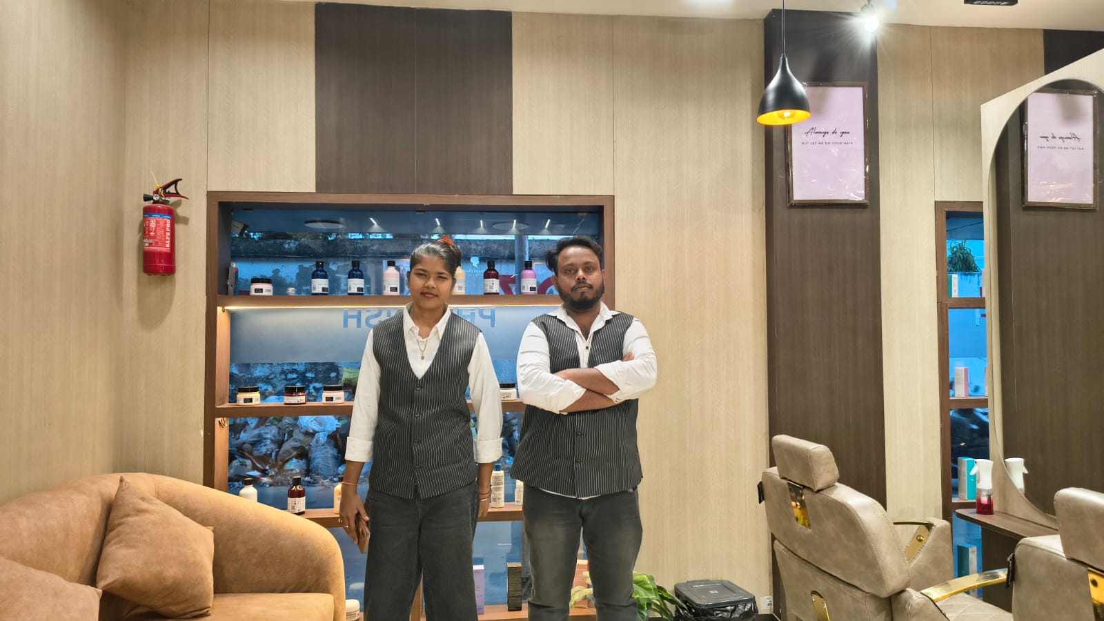 Expert beauty styling team in Satgachi Baguiati